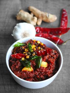 mango Ginger Garlic Pickle