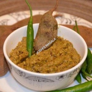 Green Chilli Tamarind Pickle